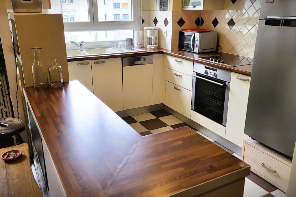 Appartement Des Beaux-Arts Besancon Luaran gambar
